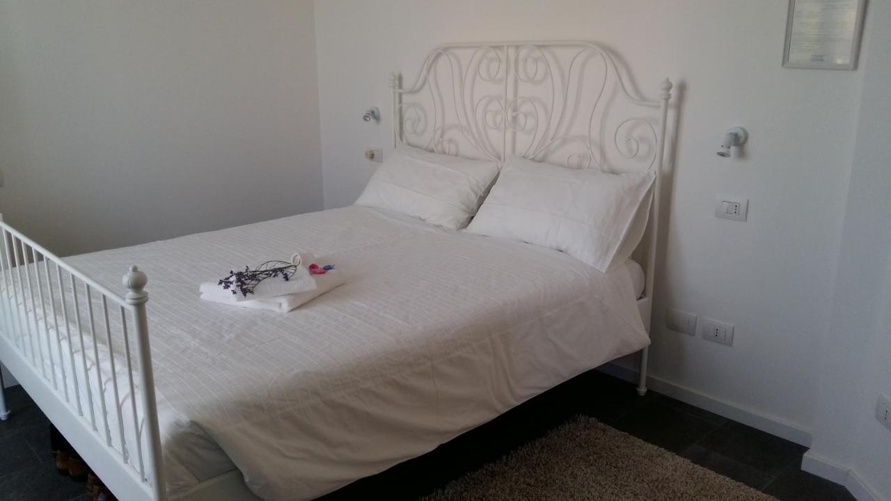 La Casa Dei Sogni Bed & Breakfast บรูเกริโอ ภายนอก รูปภาพ
